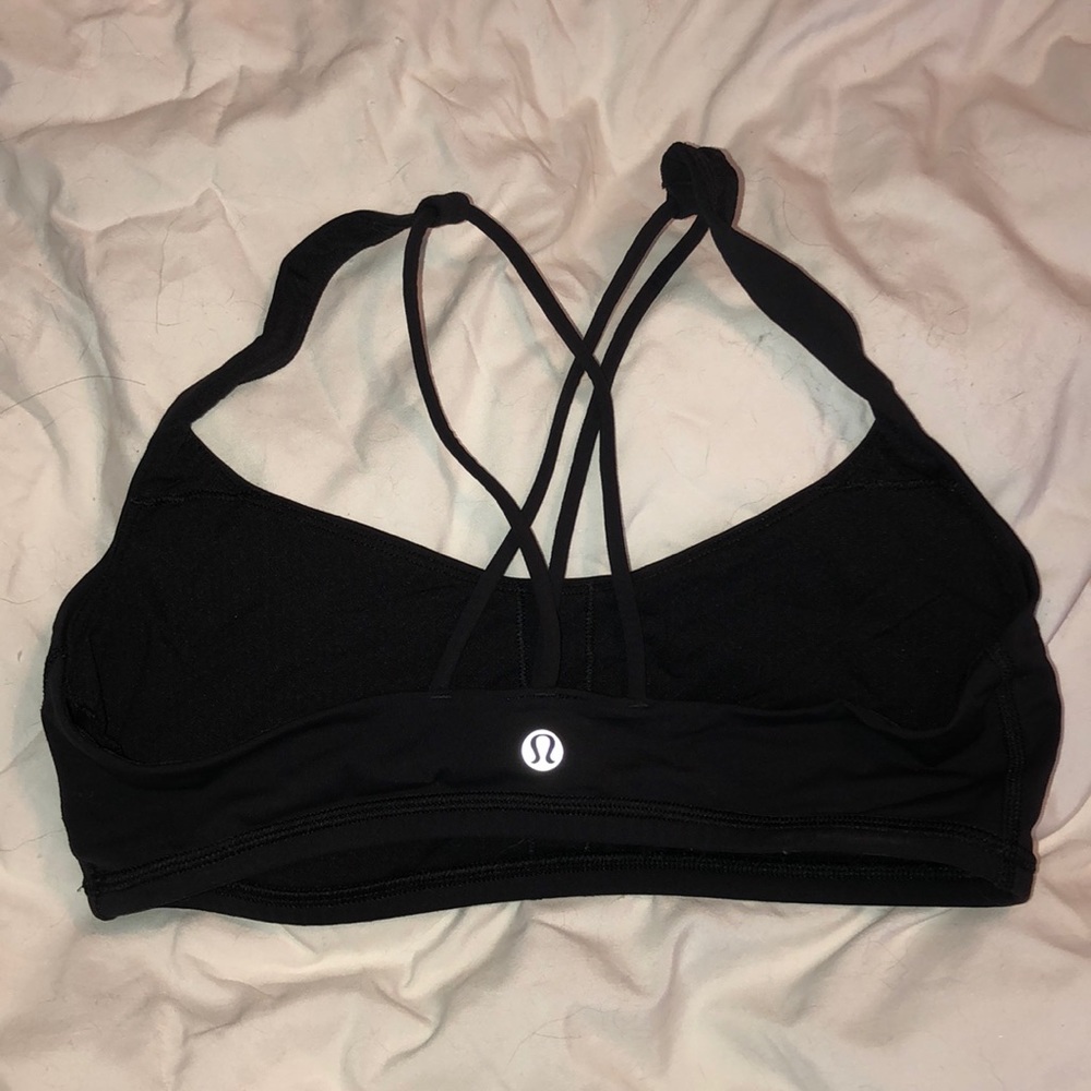 Lululemon sports bra